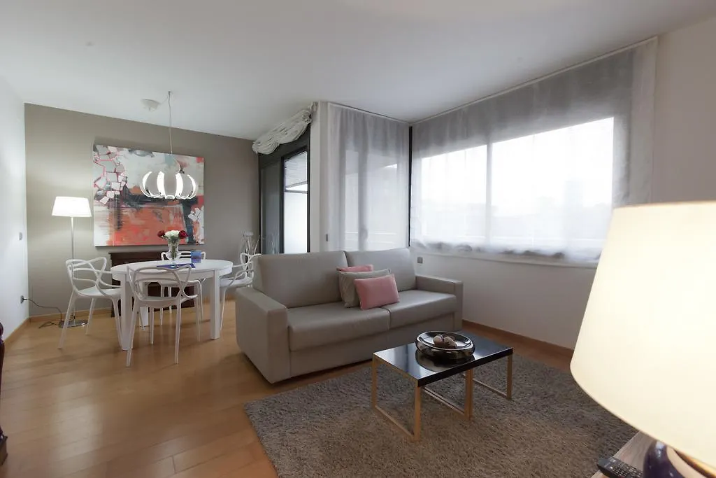 ברצלונה Rent Top Apartments Olympic Village 0*,  ספרד
